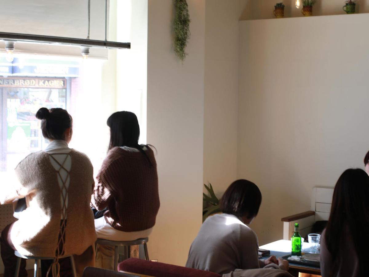 Almond Hostel & Cafe Shibuya Tokio Exterior foto