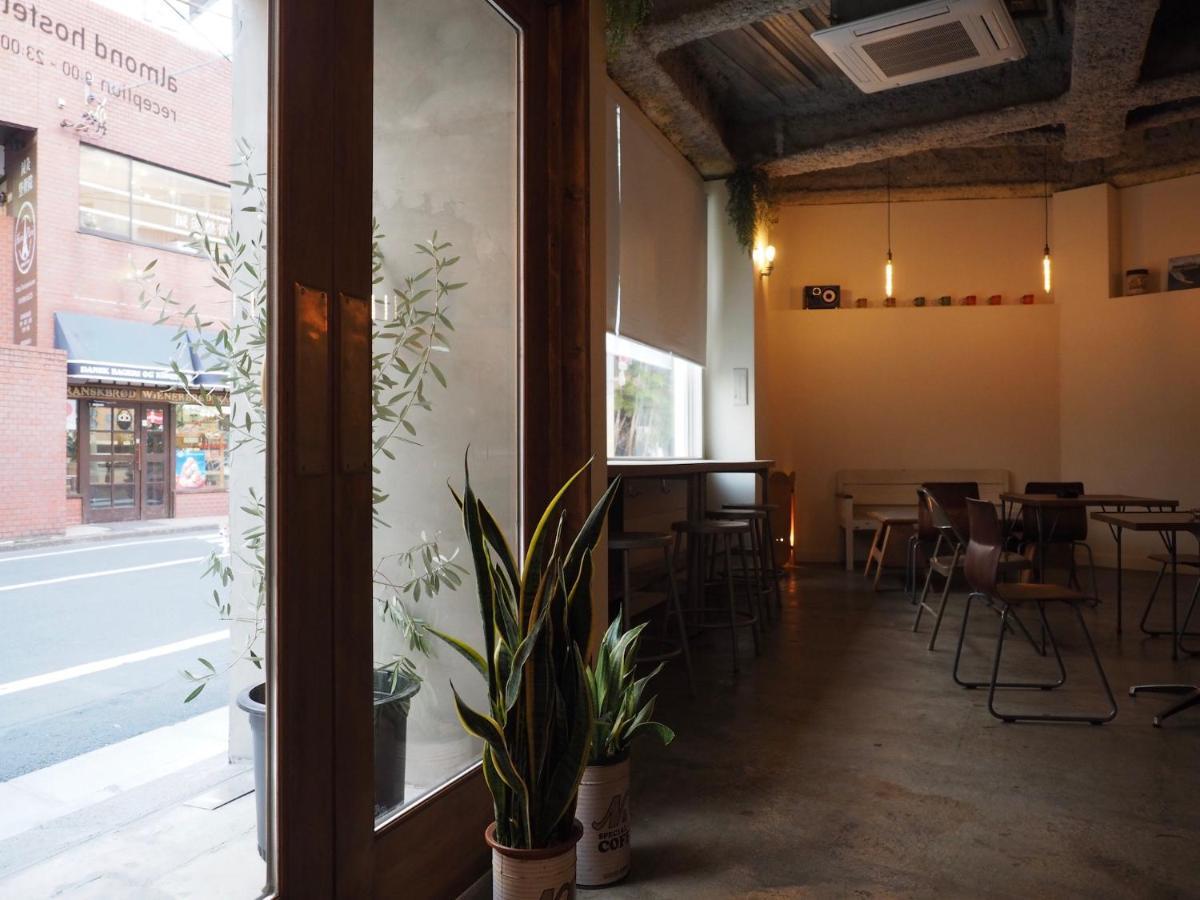 Almond Hostel & Cafe Shibuya Tokio Exterior foto